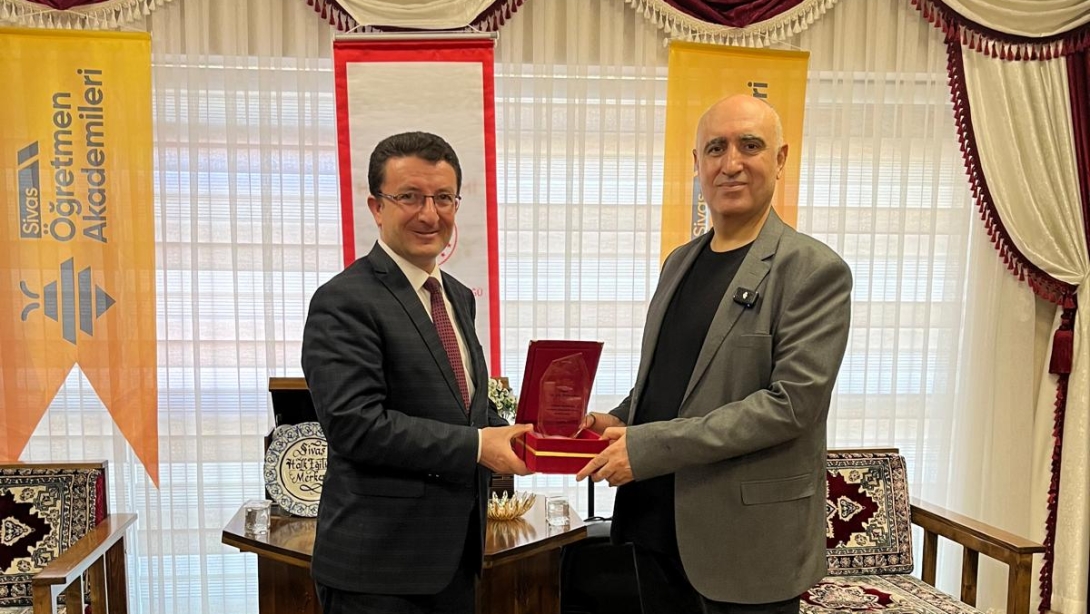 Edebiyat Akademisi - Öğr. Gör. Halim Gökçe